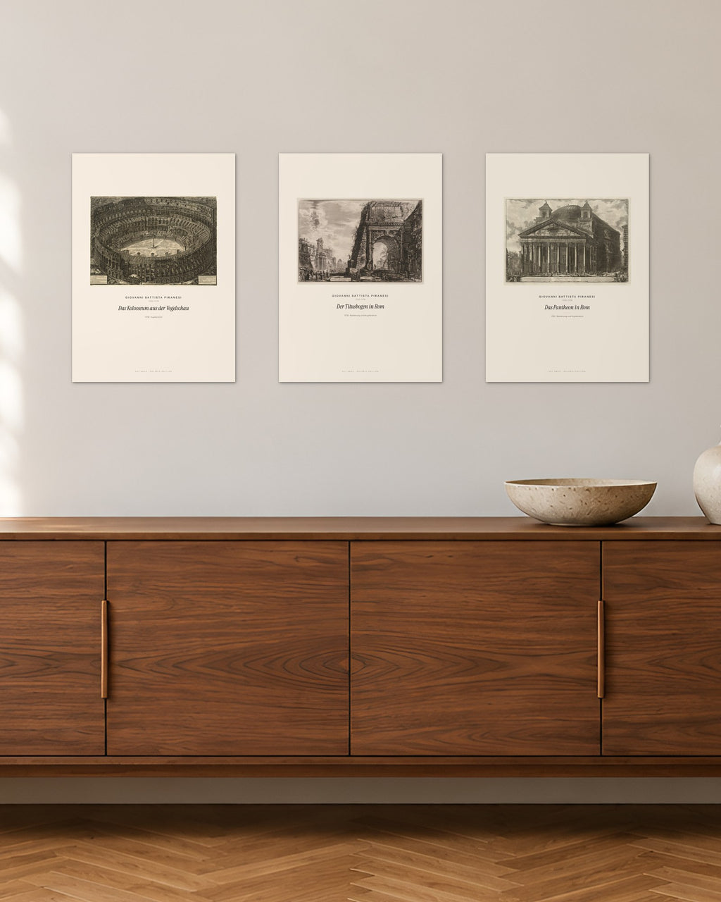 Piranesi – Ansichten von Rom – 3er-Set Wandbilder – 30 × 42 cm ohne Rahmen – Raumansicht – Art Bros