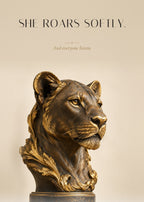 She Roars Softly – Löwinnenkopf Poster – Art Bros