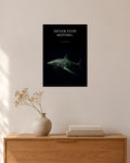 Never Stop Moving – Hai Poster – 30 × 42 cm ohne Rahmen – Raumansicht – Art Bros