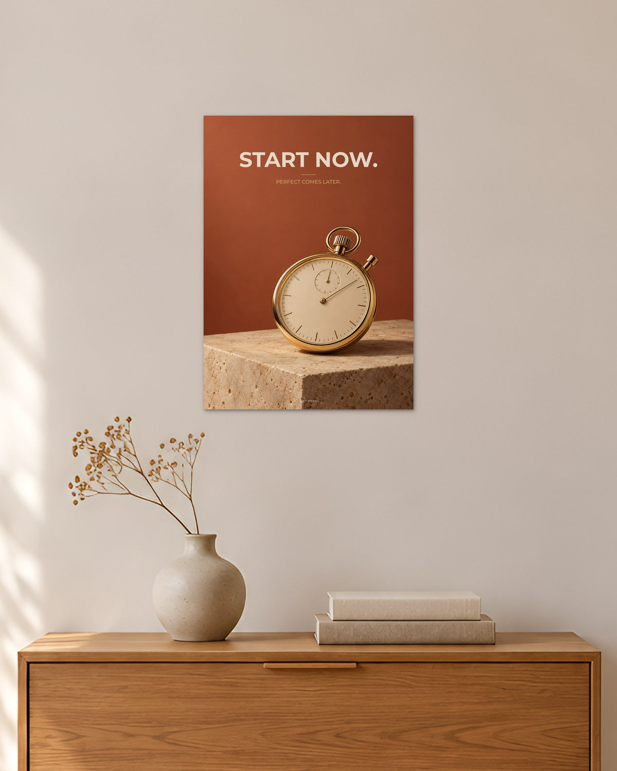 „Start Now“ – Geld & Business Poster – 30 × 42 cm ohne Rahmen – Raumansicht – Art Bros