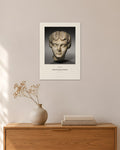 Bildnis der Kaiserin Faustina – Römisch – 30 × 42 cm ohne Rahmen – Raumansicht – Art Bros