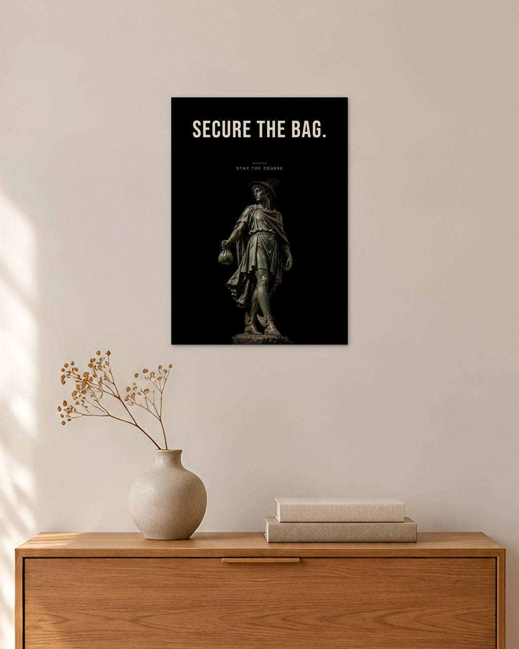 Secure the Bag – Hermes Poster – 30 × 42 cm ohne Rahmen – Raumansicht – Art Bros